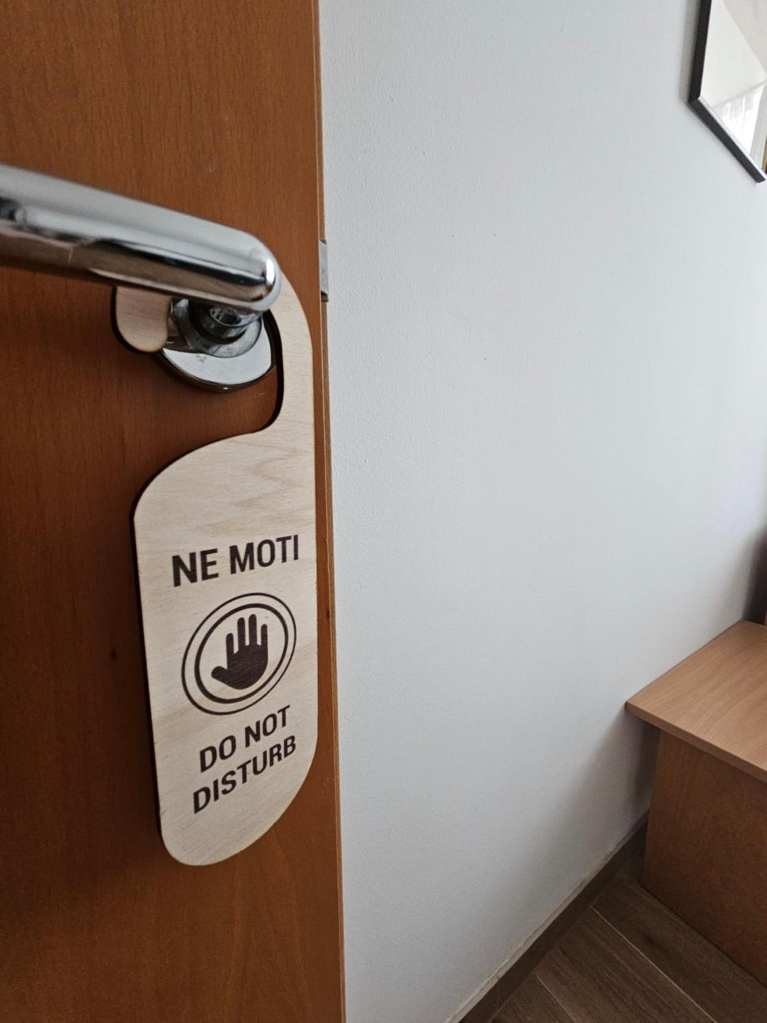 Hotel Tabor Sežana Kültér fotó