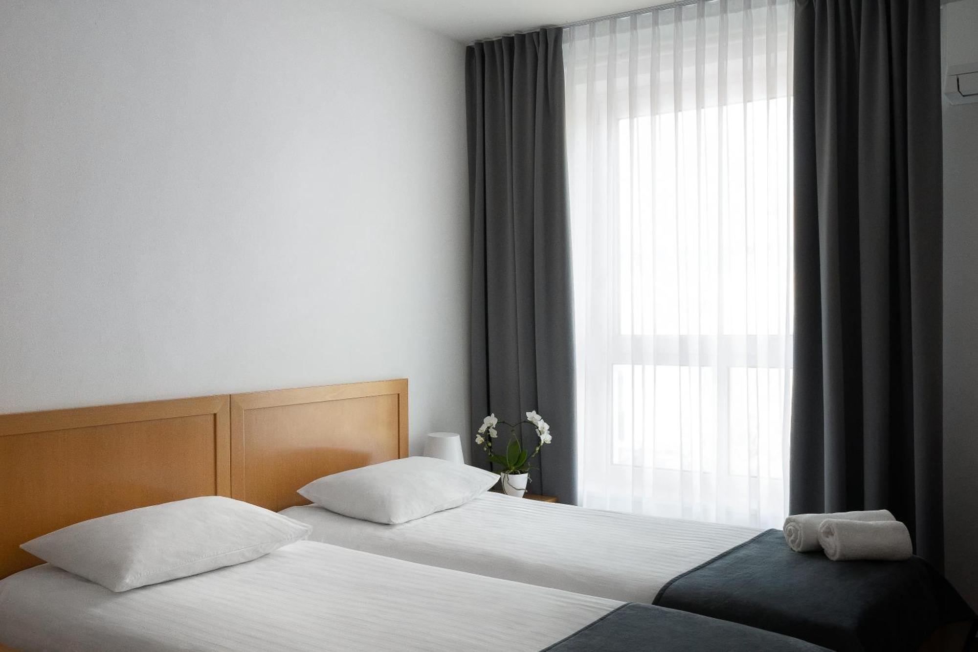 Hotel Tabor Sežana Kültér fotó