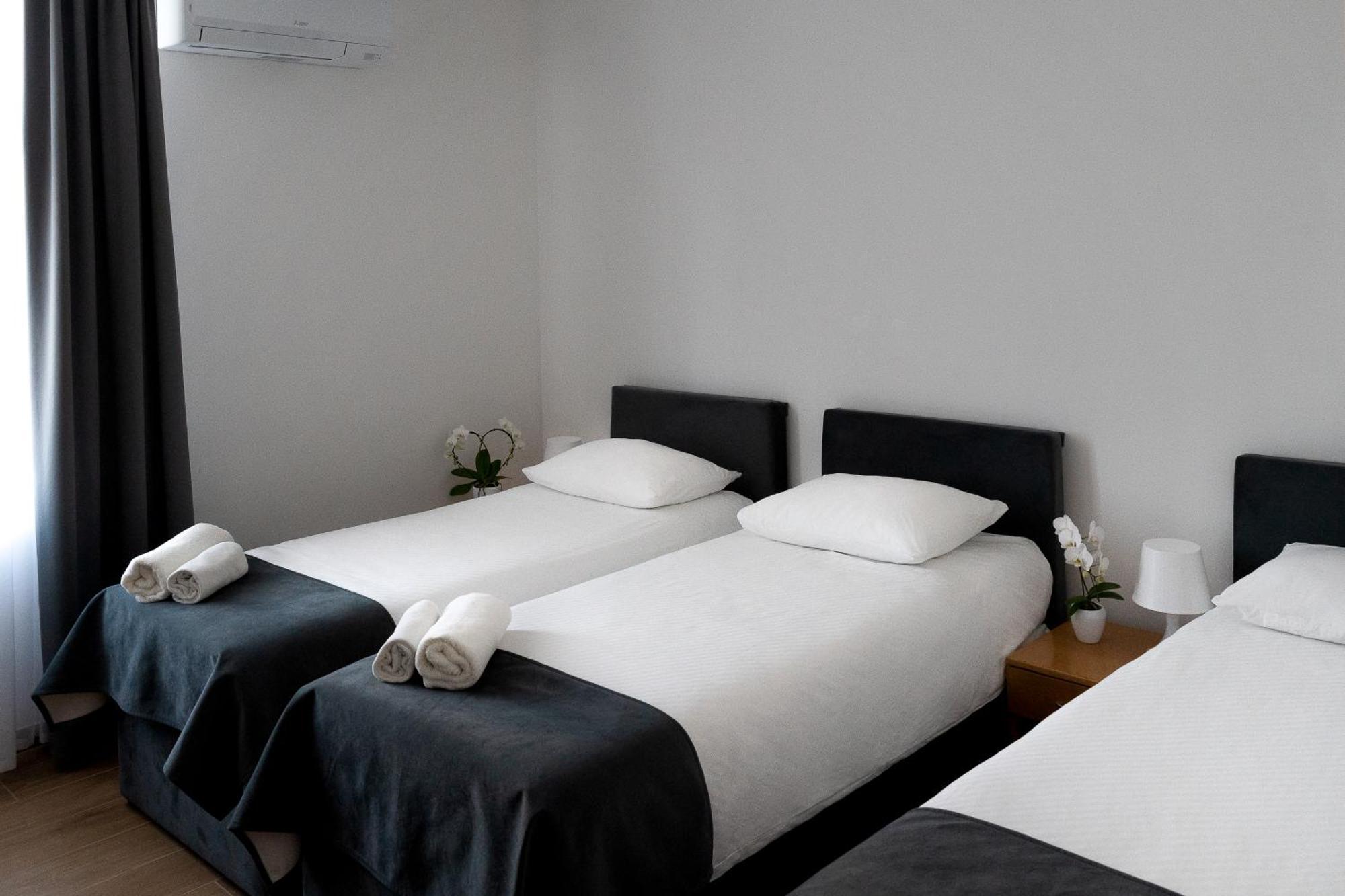 Hotel Tabor Sežana Kültér fotó