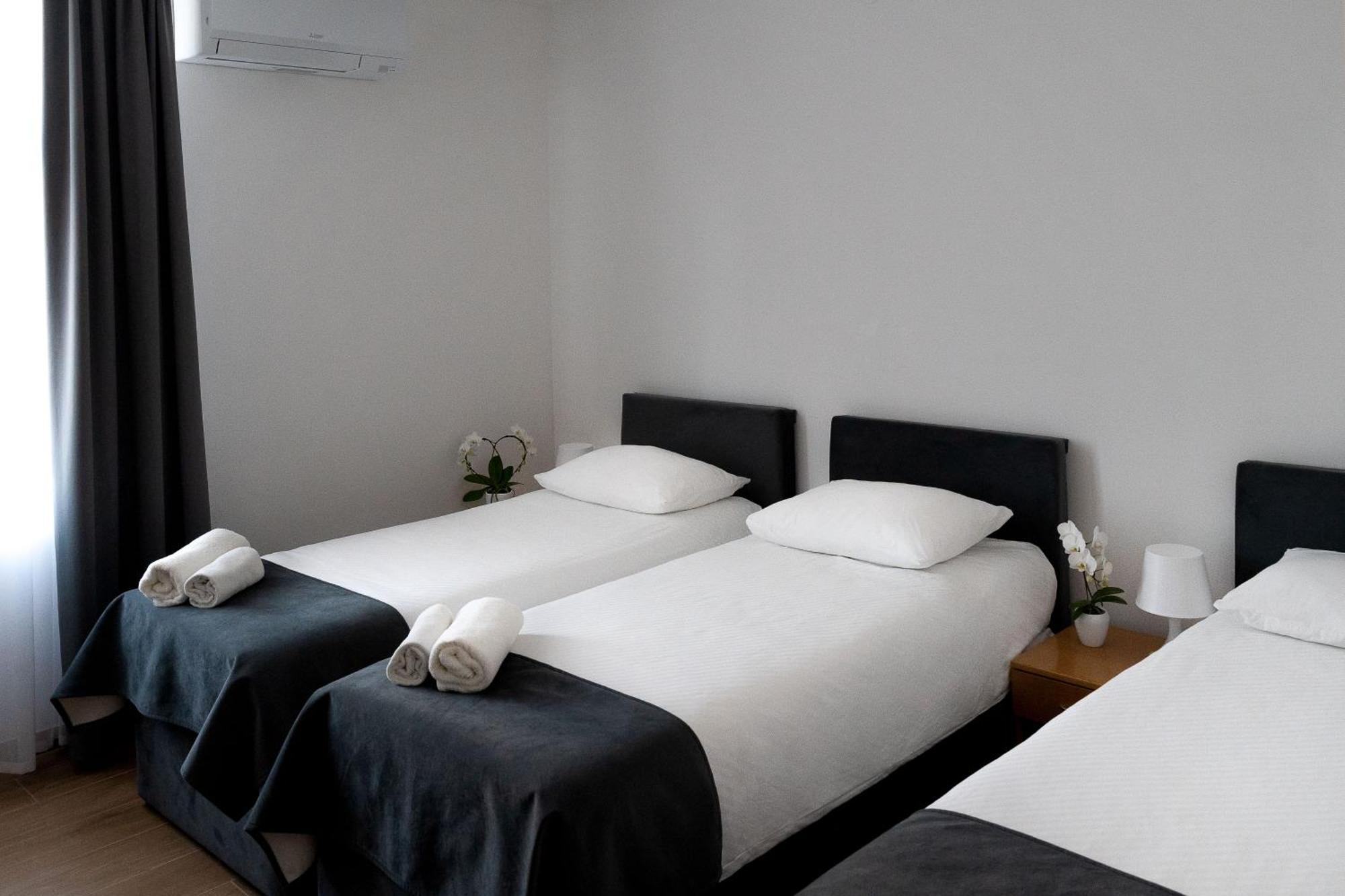 Hotel Tabor Sežana Kültér fotó